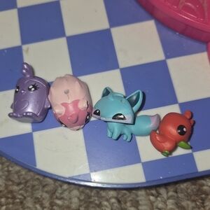 4 Animal Jam Pets
